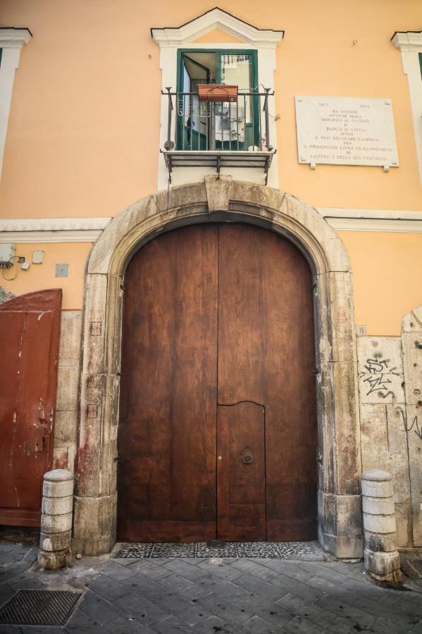 Apartament Petramare Charming House Salerno Zewnętrze zdjęcie